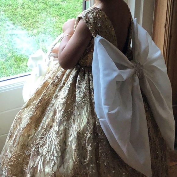 Flower girl,christening,bday gown size 24mths - Picture 8 of 8